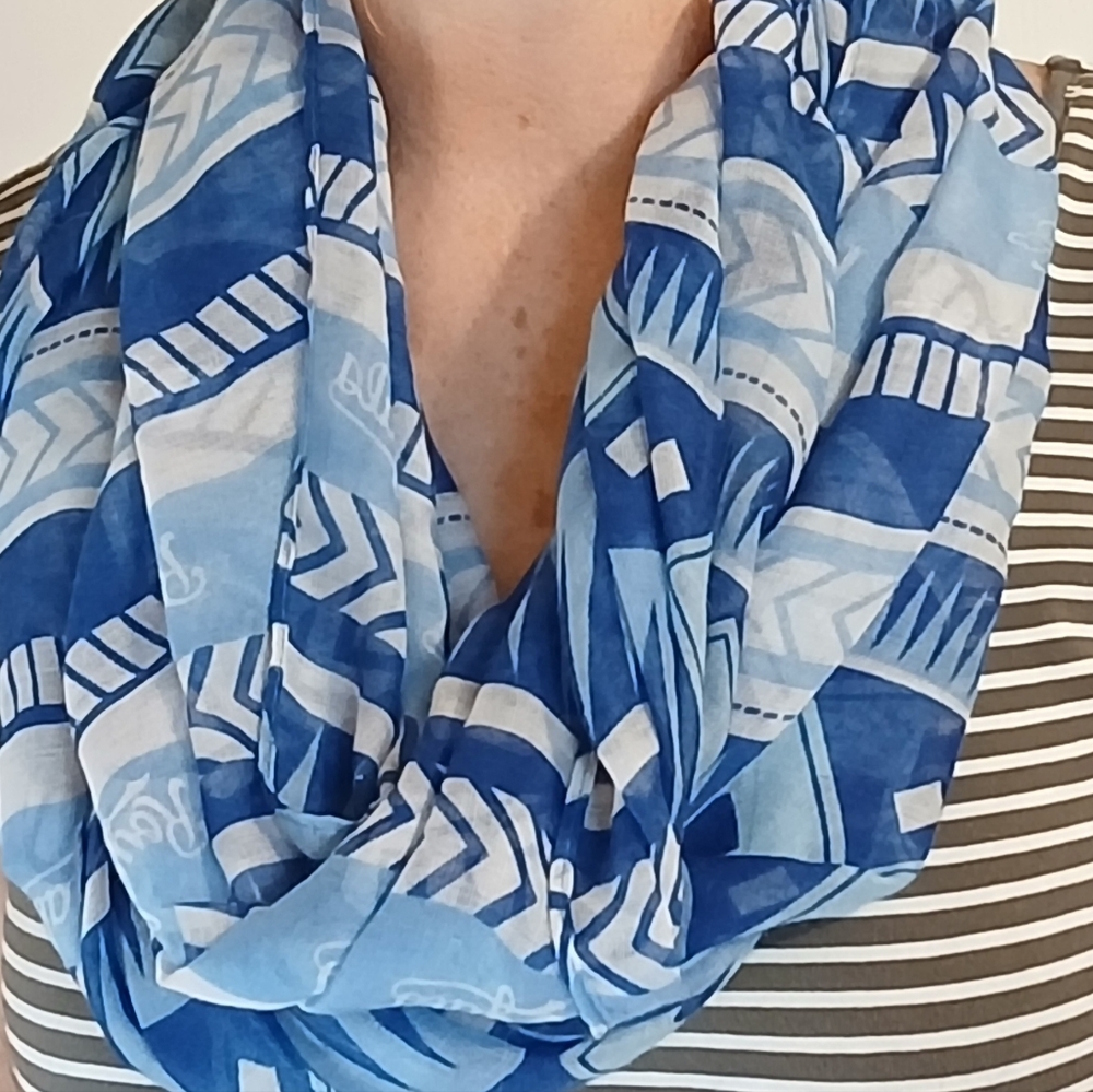Blue Patterned Scarf - Picture 6 of 7